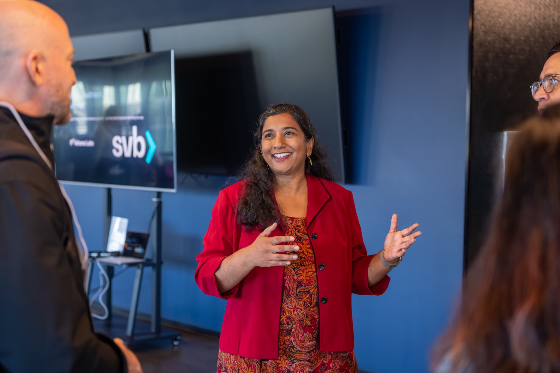 Arvita Tripati in conversation with attendees after a session